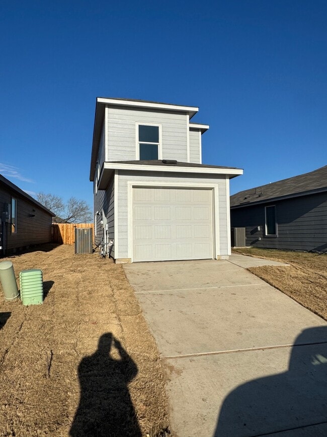 Photo - 7306 India Star