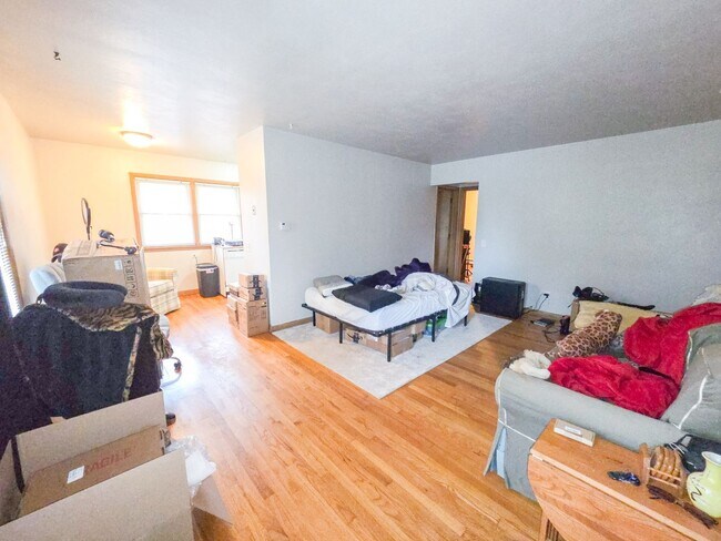 Photo - 913 High St Unidad #3