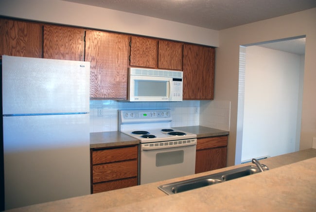 Granite Court Apartments