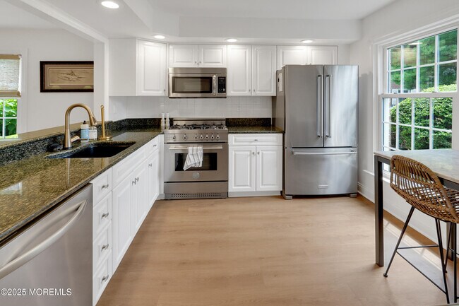 Photo - 18 Wyckham Rd