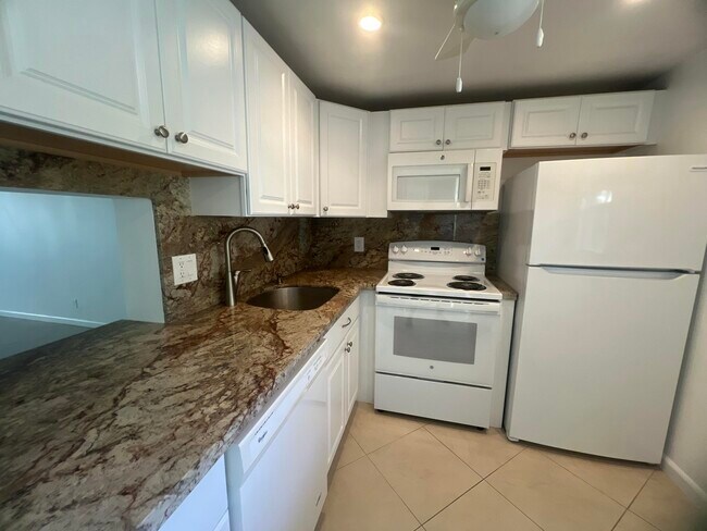 Photo - 2615 NE 3rd Ct Unit 213