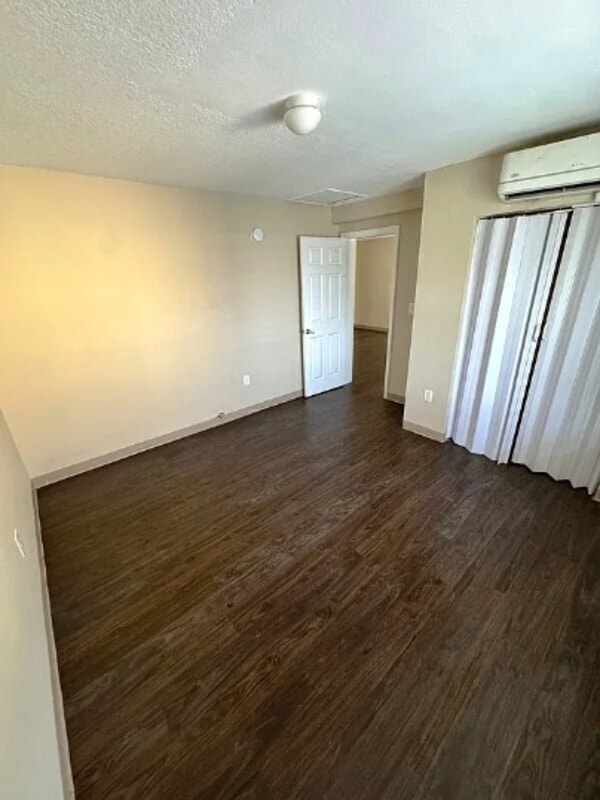 Photo - 3098 Long St Unit 16