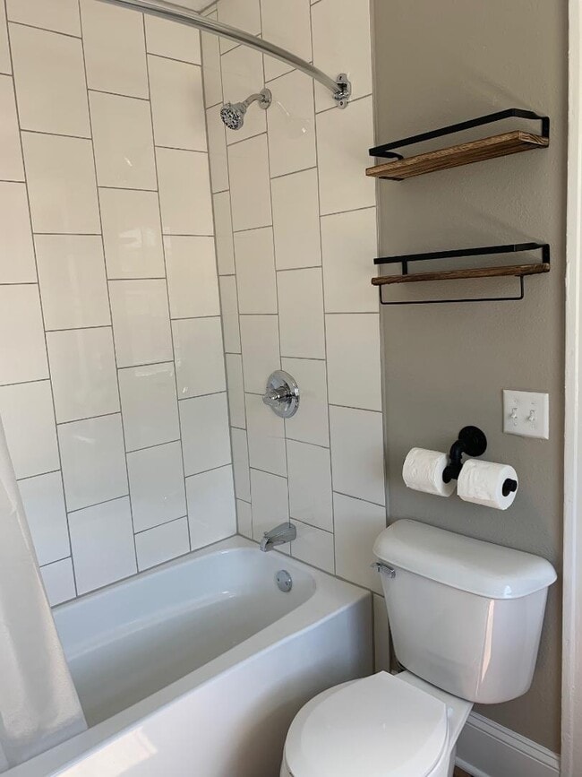 Photo - 1502 Sugar Grove Ave