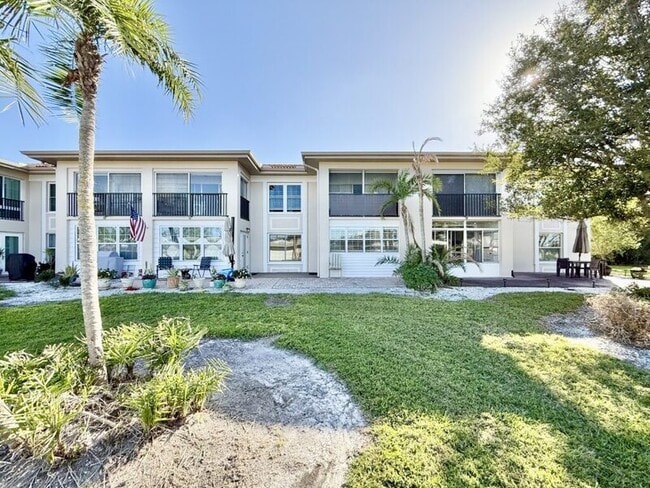 Photo - 10350 Imperial Point Dr W Unit 10