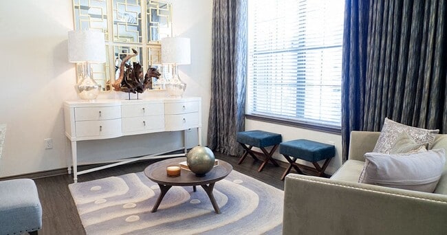 Photo - Retreat at Stonebridge Ranch Apartments