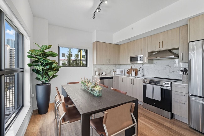 Photo - Atlantic Square