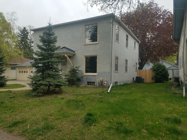 Photo - 1408 Main NE St Unit 1