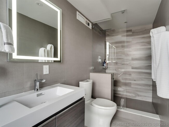 Photo - 888 Intracoastal Dr Unit 10E