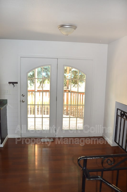 Photo - 706 Morsman Dr