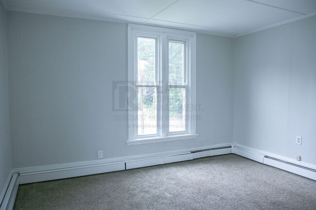 Photo - 9 Beacon St Unit 3