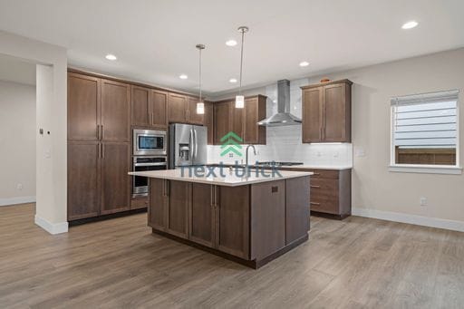 Photo - 5 BED & 2.5 BATH SINGLE FAMILY HOUSE FOR RENT