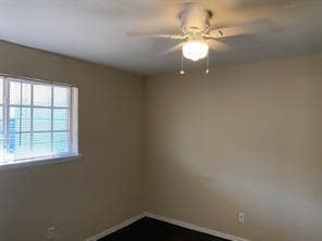 Building Photo - 5521 Columbia Ave Unit 102 Rental