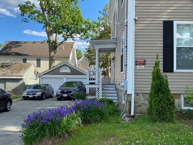 228 Spring St