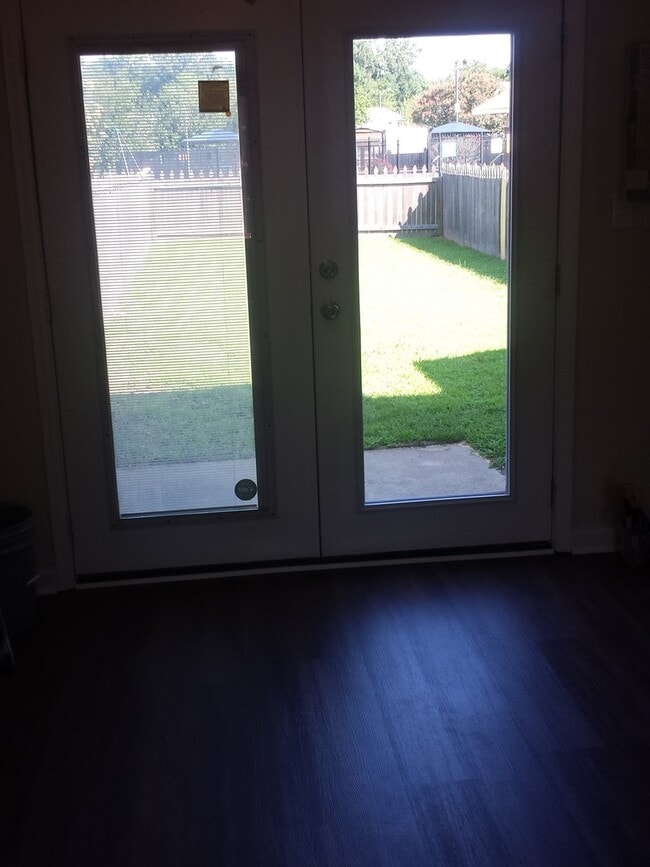 Photo - Lovely 2 BR with open floor plan in Glenleigh community