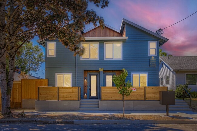 Building Photo - 4475 SE 28th Pl Rental