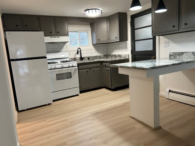 Photo - 85 Cosey Beach Ave Unit 2