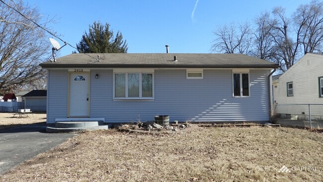 Photo - 2913 E 36th St