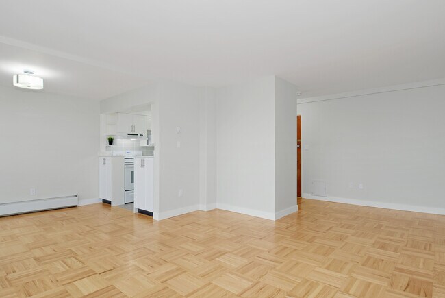 Photo - Shannon Tower Unit 00105