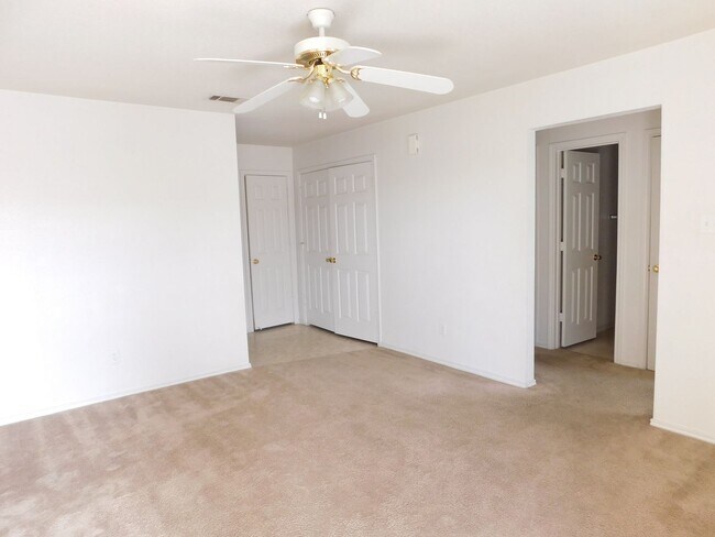 Photo - 1509 Dugger Cir Unit # D