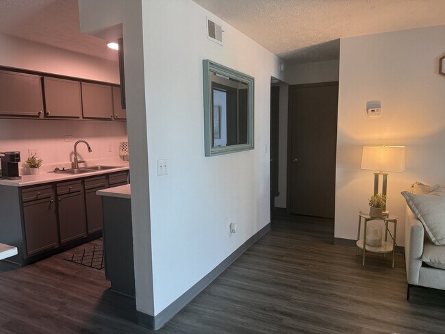 Photo - 2506 S 72nd Ct Unidad 50 R
