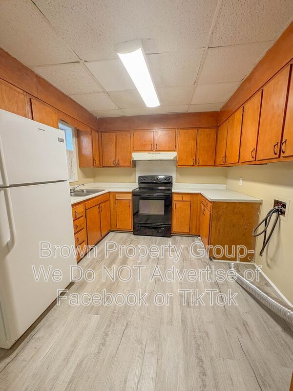Photo - 2310 Barrington Cir