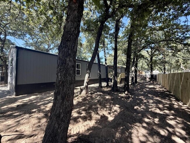 Photo - 1808 Sheila Dr