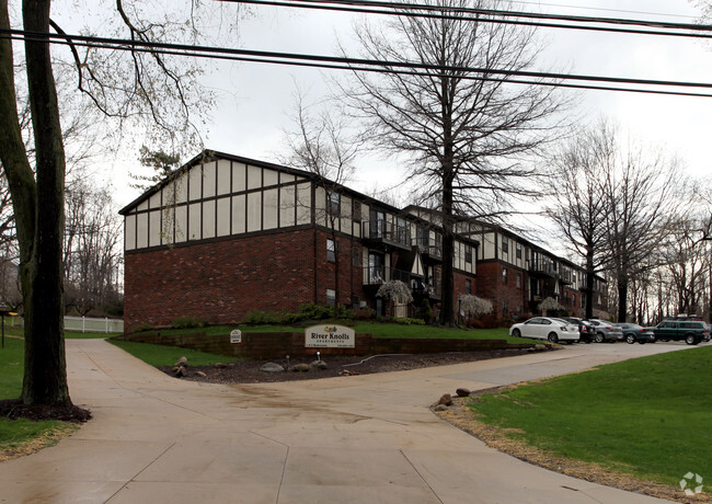 River Knolls Apartments - River Knolls Apartments