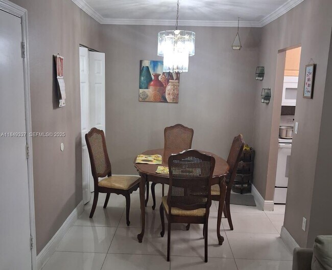 Photo - 8007 W 6th Ave Unidad L