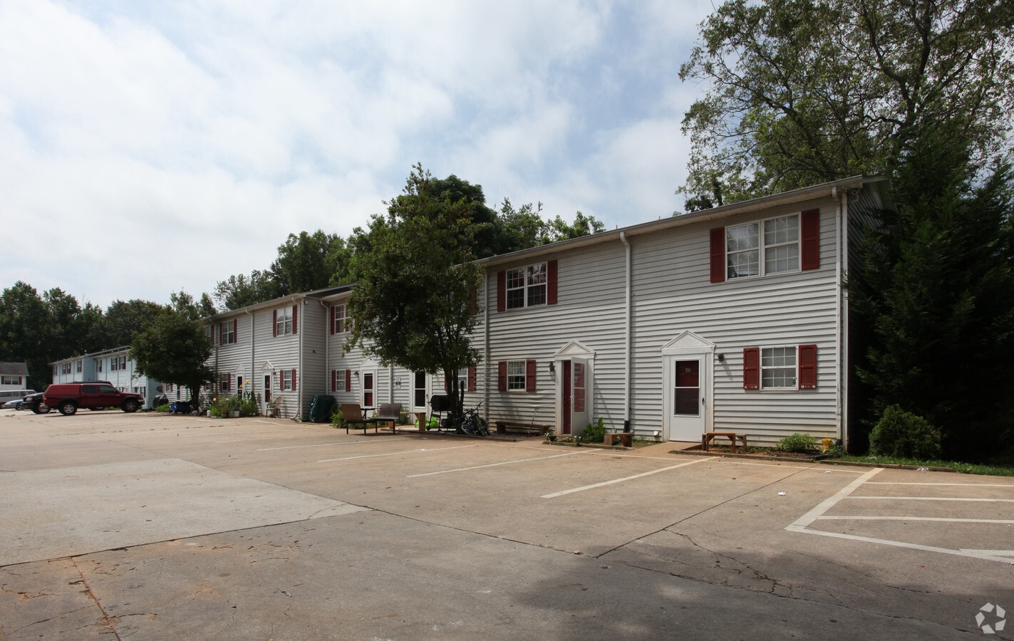 Photo - Myrtle Street Apartments
