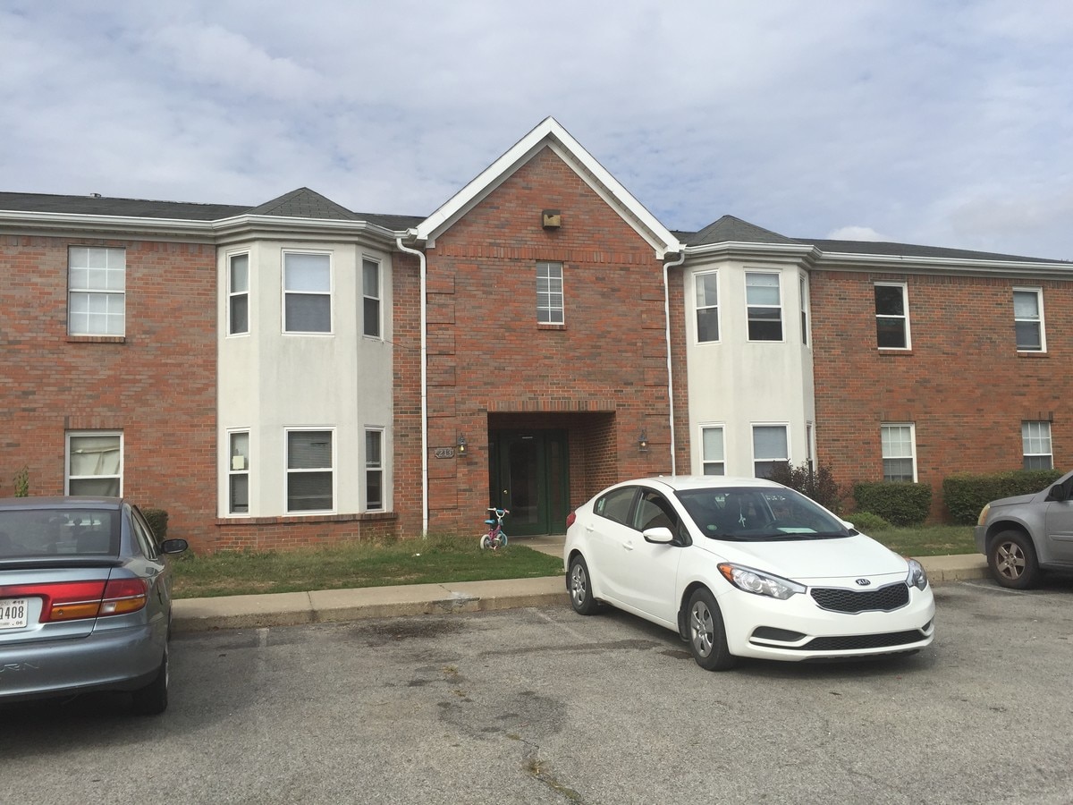 Ulen North Apartments - Ulen North Apartments