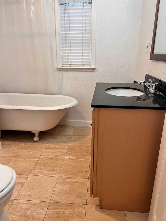 Photo - 144 San Lorenzo Ave Unit #1