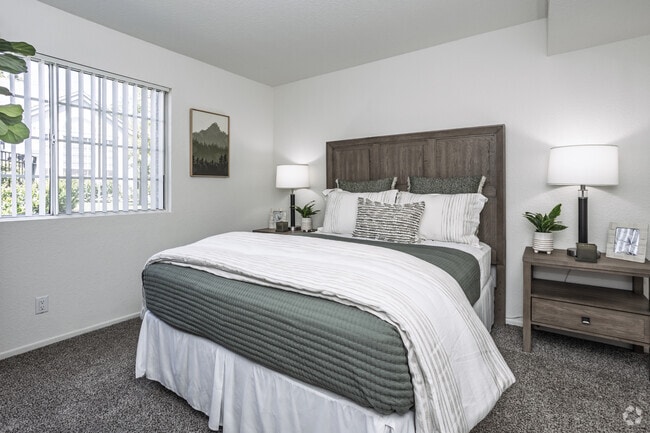 Dorchester 2BR, 2BA - 934SF - Primary Bedroom