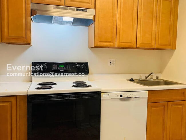 Photo - 9713 Hagel Cir Unit B