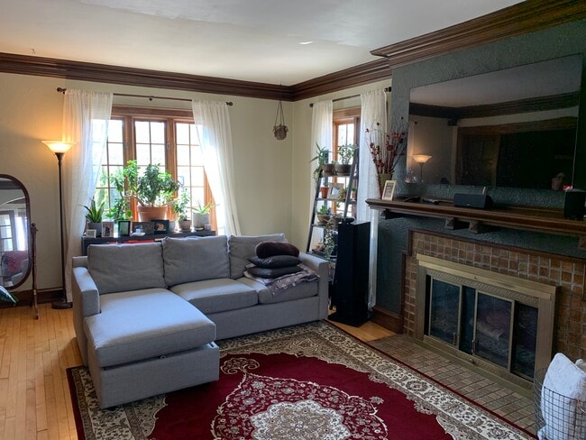 Photo - 155 Summer St