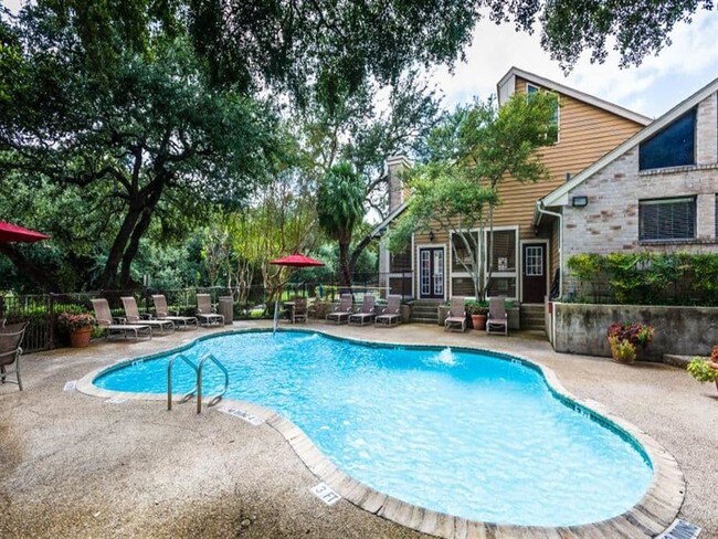 Woods of Elm Creek Apartments For Rent in San Antonio, TX