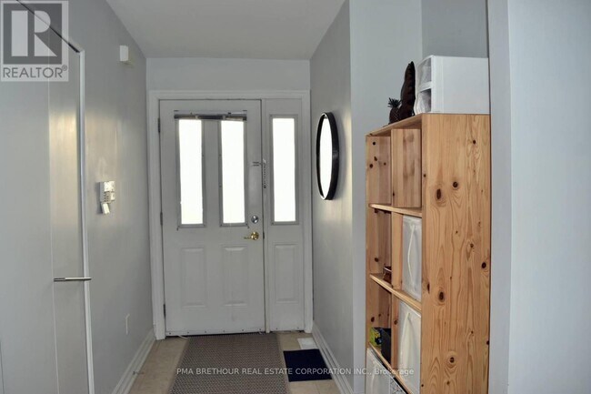 Photo - 161 Henderson Ave