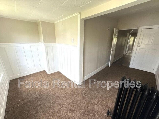 Photo - 230 N 3rd St Unit Apt 2