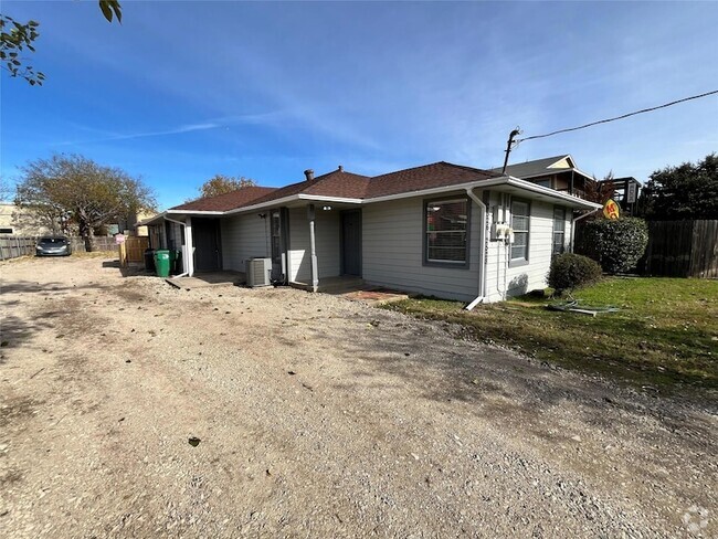 Building Photo - 2526 Louise St Rental