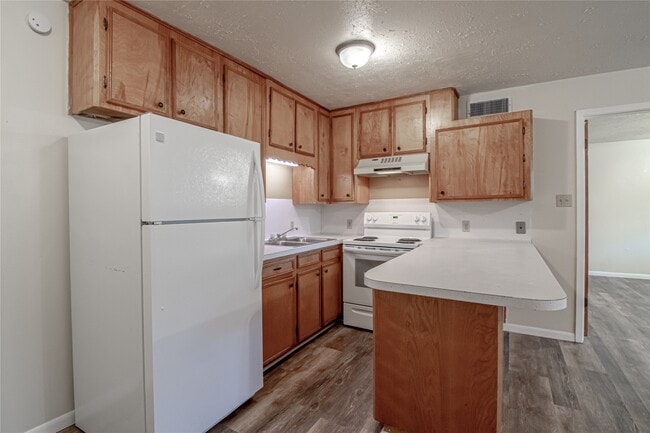 Photo - 120 McAdams Ln Unit F