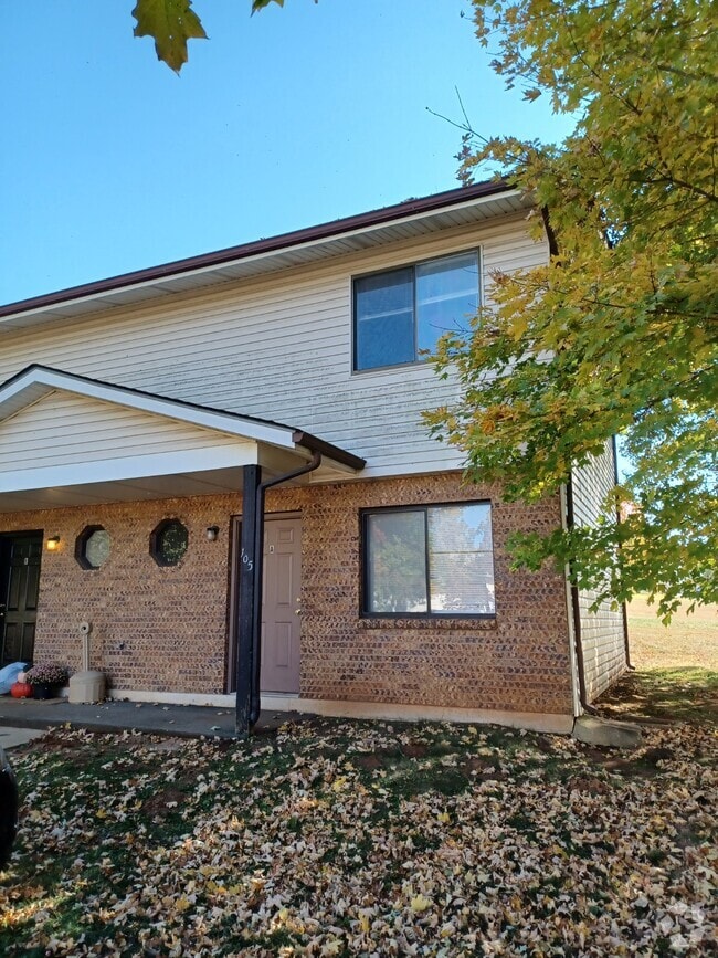 Building Photo - 105 Swan Dr Unit A Rental