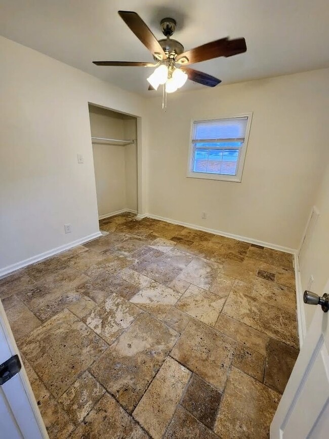 Photo - 1013 Rosedale Ave Unidad A