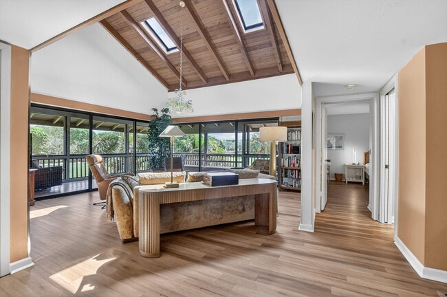 Building Photo - 7067 Rain Forest Dr