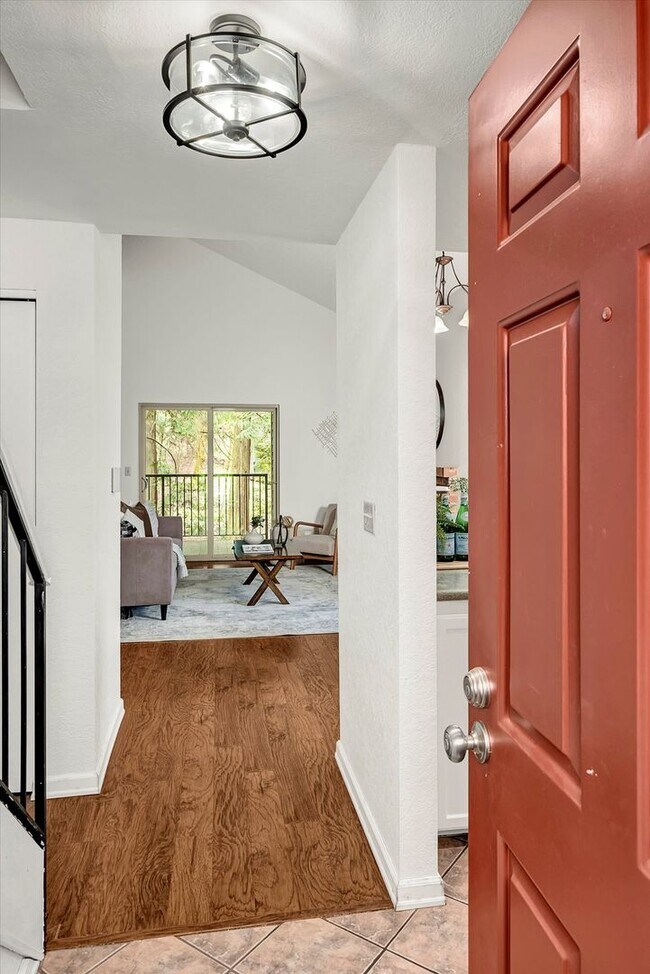 Photo - Updated 2 bed Downtown Redmond Condo w/Poo... Unit D19