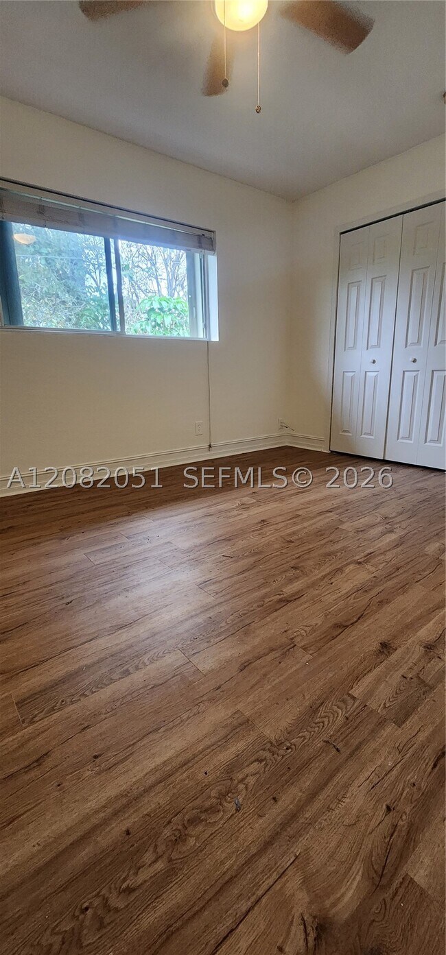 Photo - 1423 Holly Heights Dr Unit 17