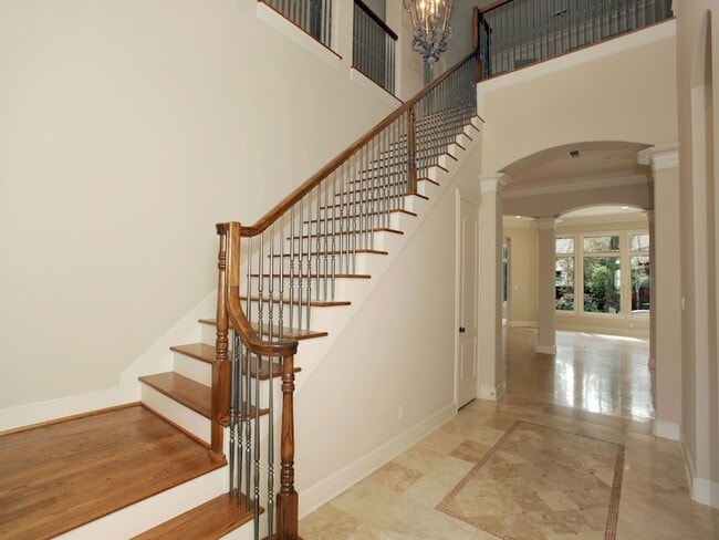 Photo - 15 Serenade Pines Pl