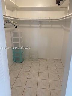 Building Photo - 16450 Miami Dr Unit 507