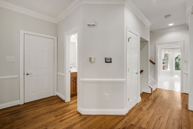 Photo - 3 Bed 2 Full Bath 2 Half Bath - Silver Spring Colonial - Military clause supported