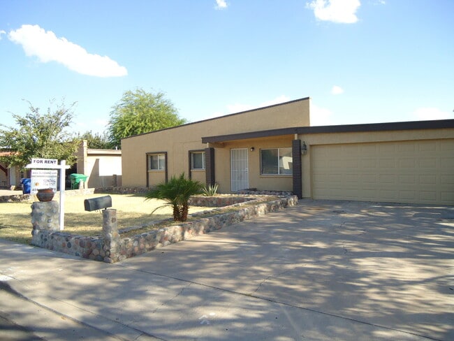 Beautiful 4 Bed, 2 Bath Home near Gilbert ... - Beautiful 4 Bed, 2 Bath Home near Gilbert ...