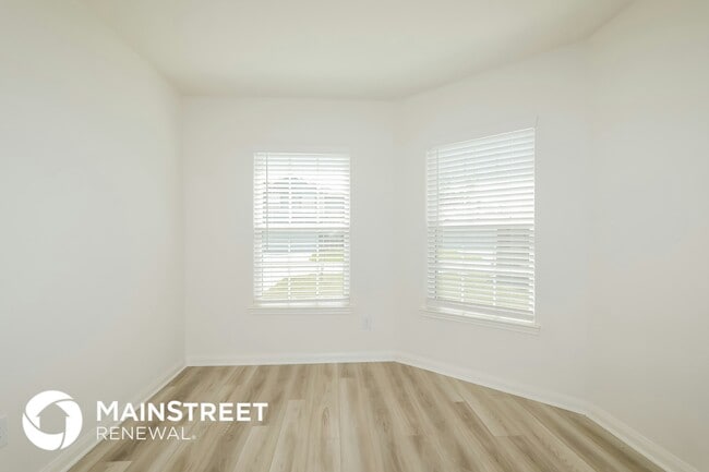 Photo - 21154 Titian Dr.