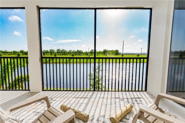 Building Photo - 5680 Melbourne Ct Unit 7521